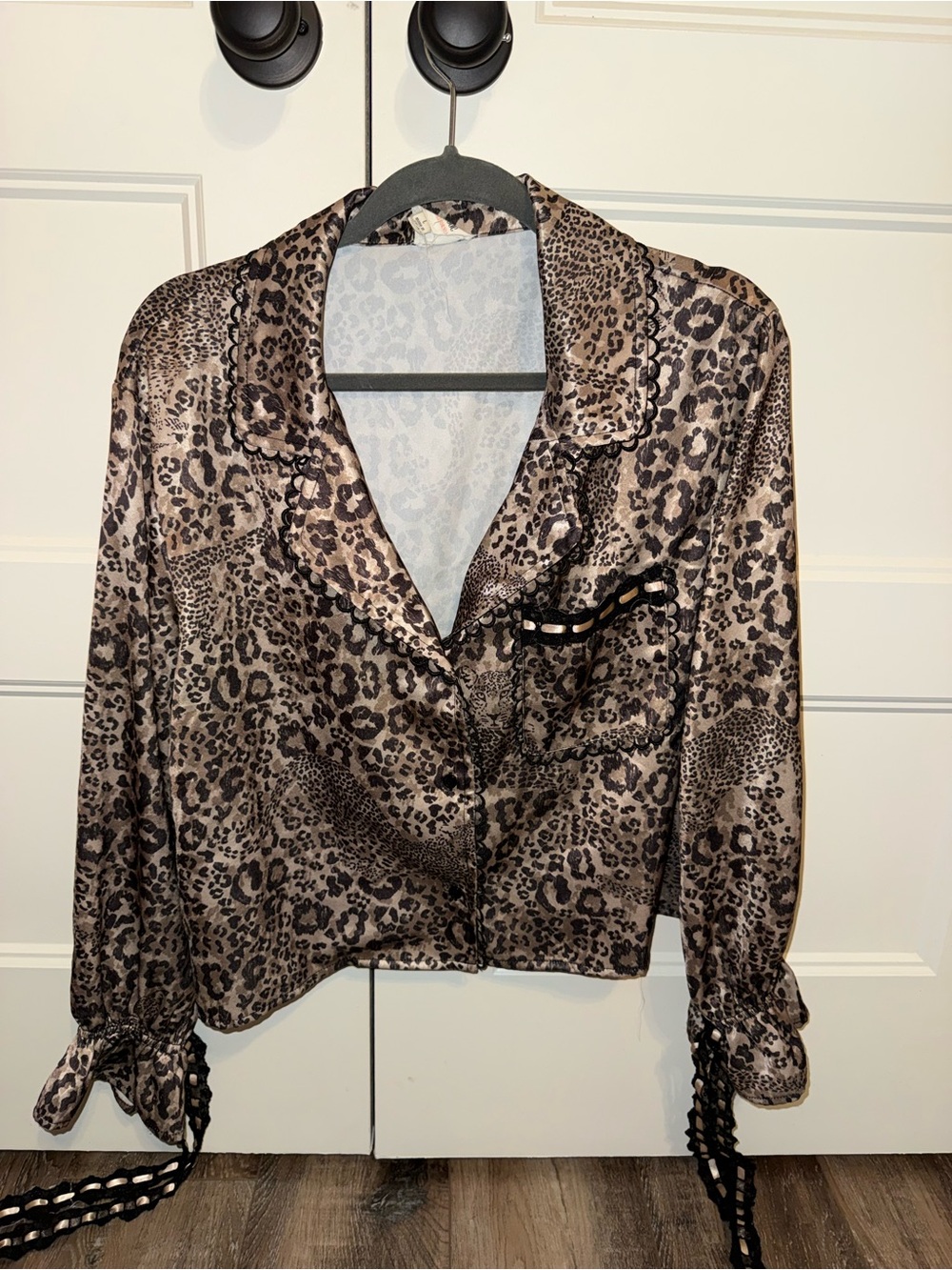 Peach Love California Leopard Satin Button-Front Top - Beige/Brown